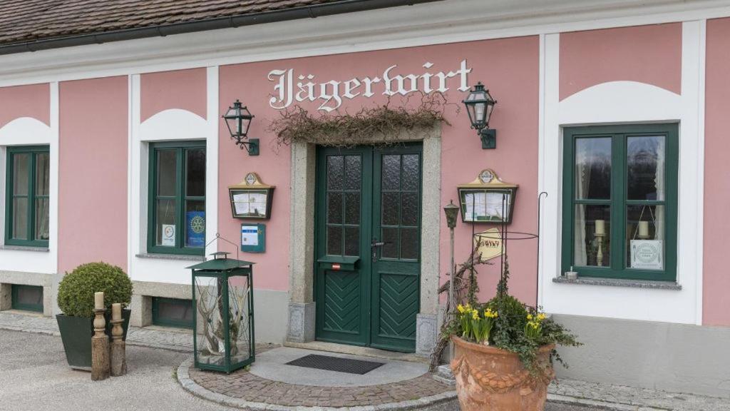 Gasthof Jaegerwirt Hotel Au an der Donau Bagian luar foto