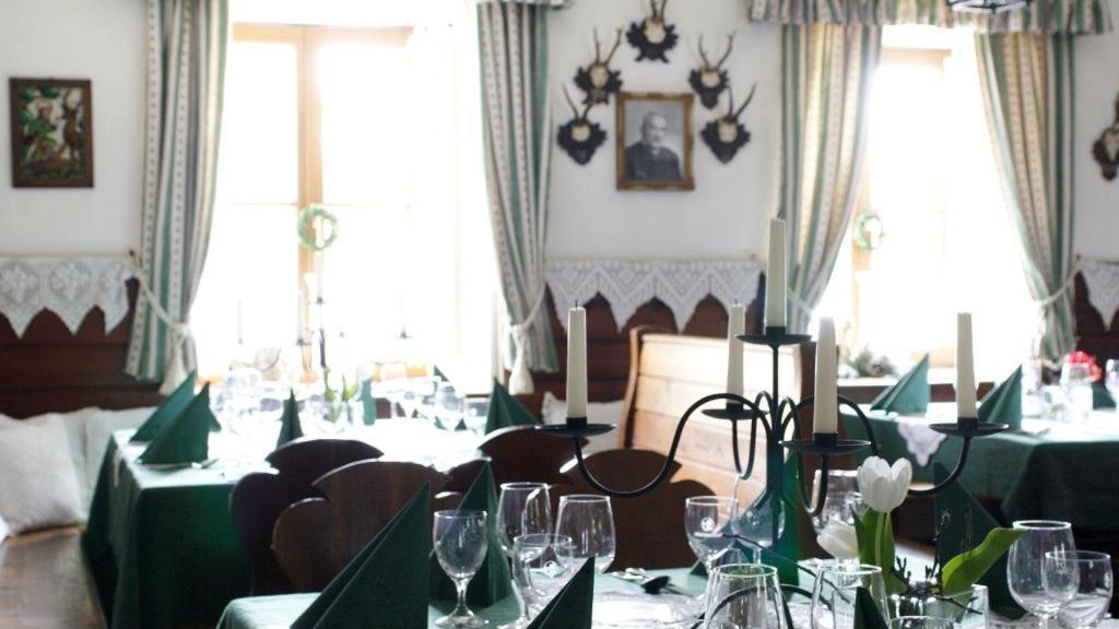 Gasthof Jaegerwirt Au an der Donau Bagian luar foto